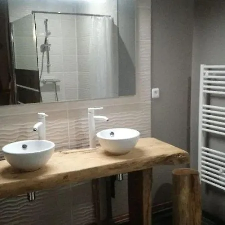 Fermette De Charme Renovee Avec Grand Terrain, 5 Chambres, Proche Du Circuit 24h Du Mans - Fr-1-410-304