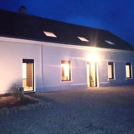 Fermette De Charme Renovee Avec Grand Terrain, 5 Chambres, Proche Du Circuit 24h Du Mans - Fr-1-410-304