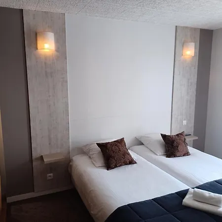 Fermette De Charme Renovee Avec Grand Terrain, 5 Chambres, Proche Du Circuit 24h Du Mans Savigne-l'Eveque