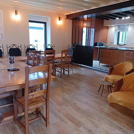 Fermette De Charme Renovee Avec Grand Terrain, 5 Chambres, Proche Du Circuit 24h Du Mans - Fr-1-410-304 Savigne-l'Eveque
