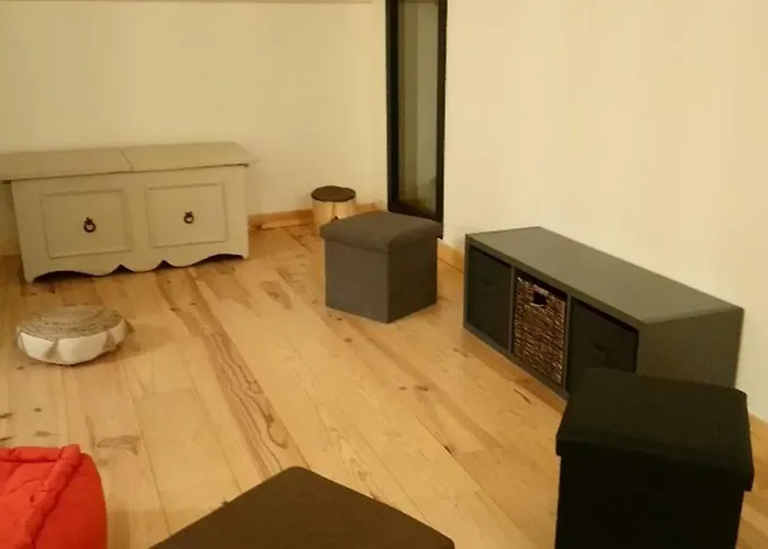 Fermette De Charme Renovee Avec Grand Terrain, 5 Chambres, Proche Du Circuit 24h Du Mans - Fr-1-410-304 * Savigne-l'Eveque