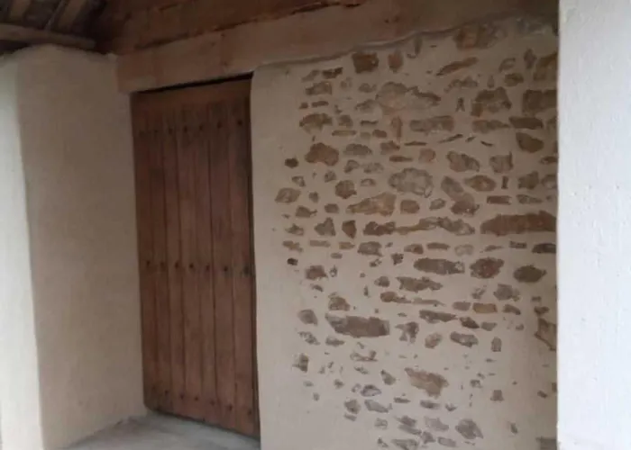 펜션 Fermette De Charme Renovee Avec Grand Terrain, 5 Chambres, Proche Du Circuit 24h Du Mans - Fr-1-410-304 *