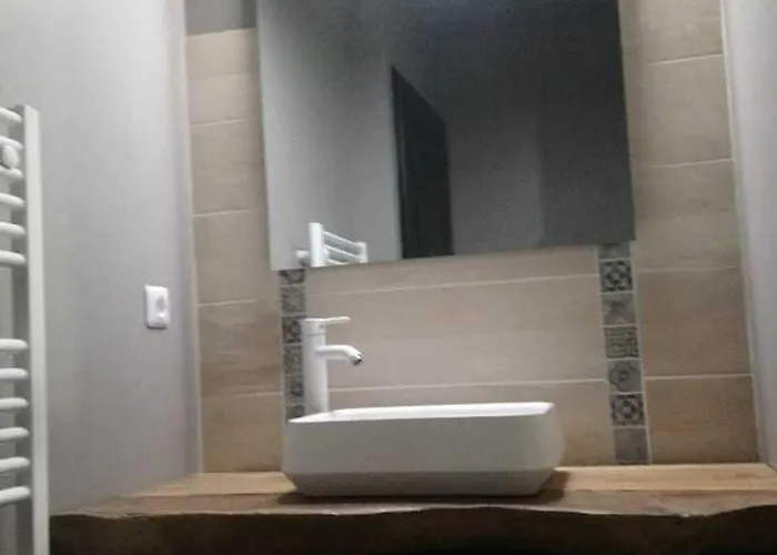 Fermette De Charme Renovee Avec Grand Terrain, 5 Chambres, Proche Du Circuit 24h Du Mans - Fr-1-410-304 펜션 *