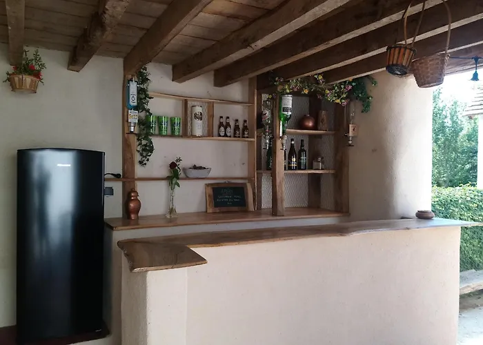 Fermette De Charme Renovee Avec Grand Terrain, 5 Chambres, Proche Du Circuit 24h Du Mans - Fr-1-410-304 펜션 *