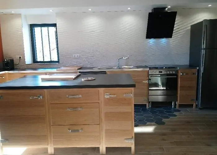 Fermette De Charme Renovee Avec Grand Terrain, 5 Chambres, Proche Du Circuit 24h Du Mans - Fr-1-410-304